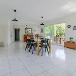بيت للعطل In Garrigues (Herault)