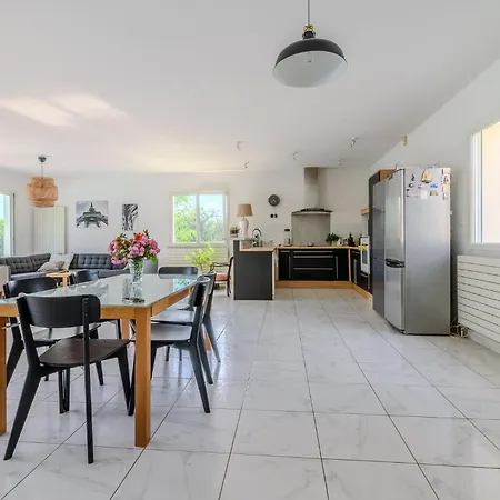 Prázdninový dům 3 Bedroom Gorgeous In