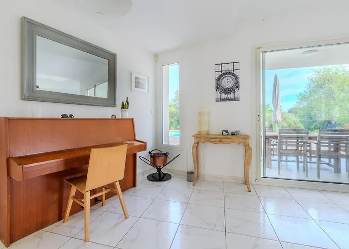 Ferienhaus 3 Bedroom Gorgeous In